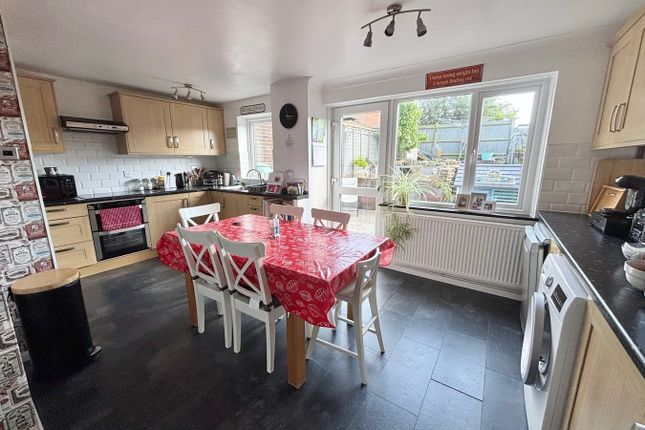 14, Wannock Close, Bexhill on Sea photo 2