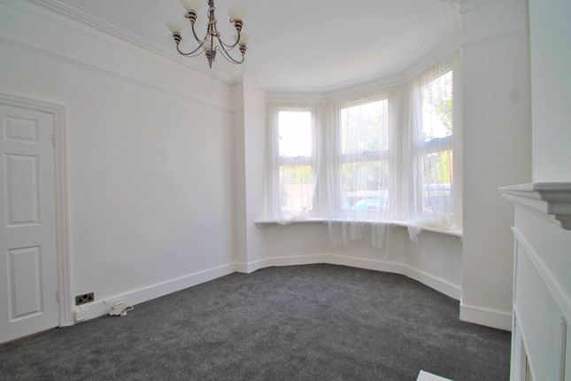 4, Woodlands Road, Harrow photo 4