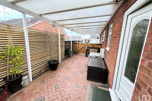 Semi-detached bungalow for sale in Fallowfield Road, Walsall