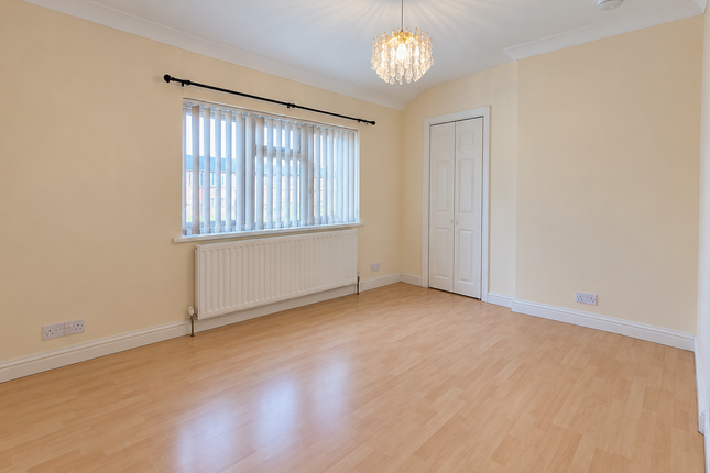 Brimsdown Avenue, Enfield photo 2