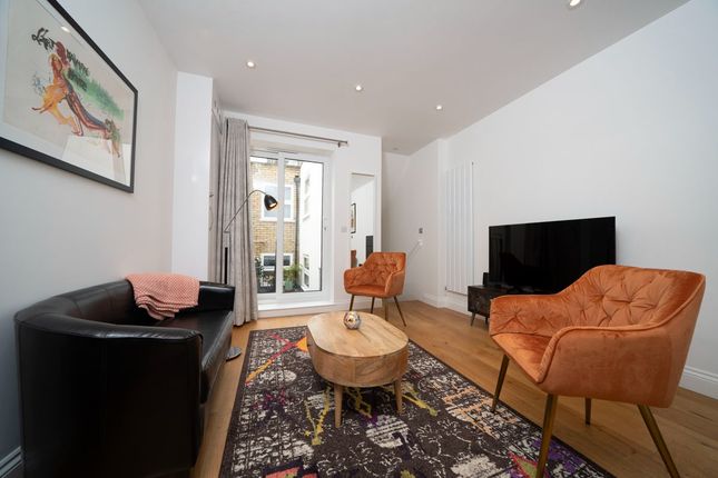 Shared accommodation to rent in North End Road, Fulham, London