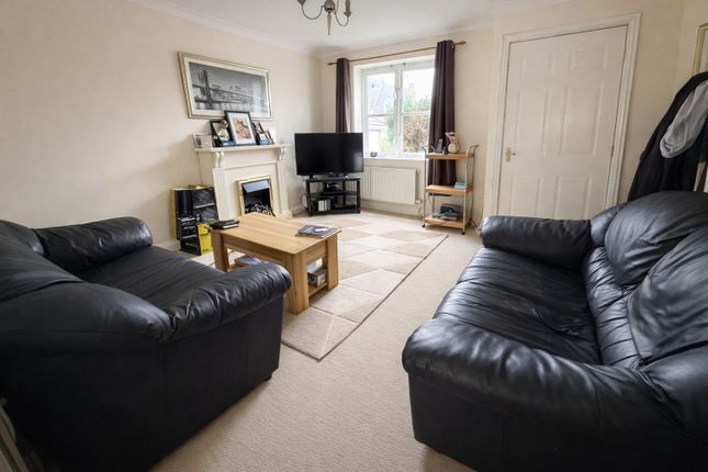 4, Churchward Drive, Telford photo 3