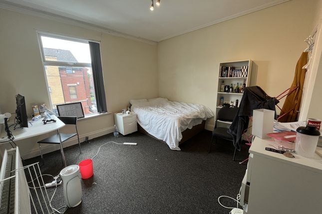 Semi-detached house to rent in Ash Road, Leeds, West Yorkshire