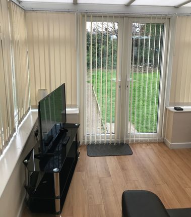 Room to rent in Sidney Road, Doncaster