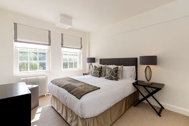 Flat 19, London photo 3