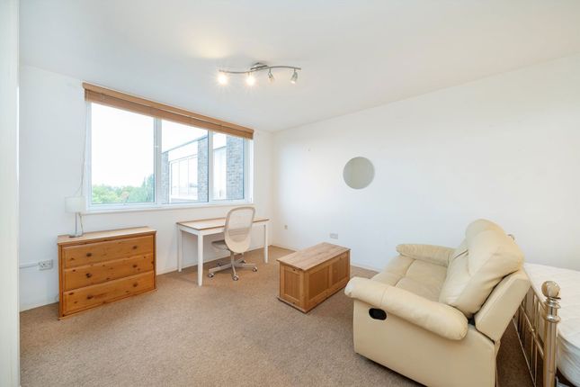 Flat 54, Dinerman Court, 38-42, Boundary Road, London photo 4