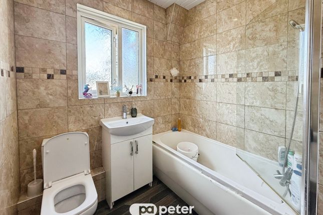 75a, CARDIFF photo 3