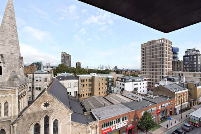 Thumbnail Flat to rent in Eastlight Apartments, Dock Street, London