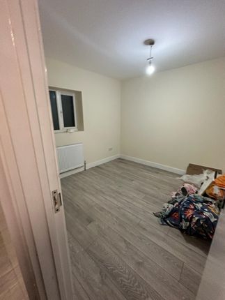 Thumbnail Room to rent in Billet Road, Walthamstow, London