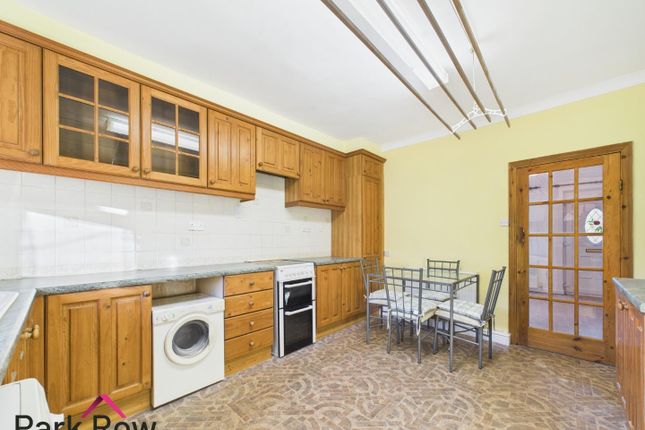 35, Church Hill, Leeds photo 3