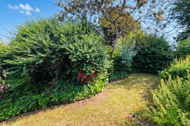 73, Langham Road, Altrincham photo 4