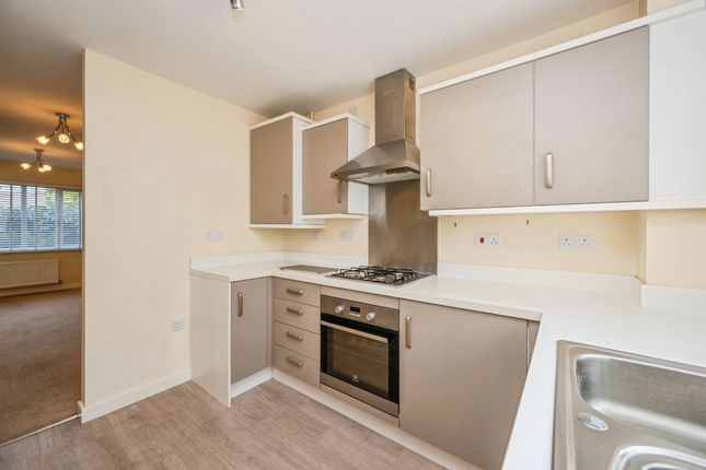 34, Battersea Park Way, Derby photo 4