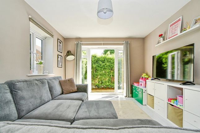 66, Woodroffe Square, CALNE photo 4