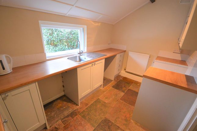 Cottage to rent in Woodlands Lane, Great Oakley, Corby