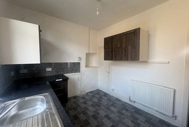 9, Spencer Street, Burnley photo 2