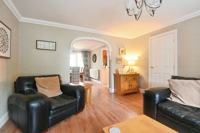 96, Kingsleigh Drive, Solihull photo 3