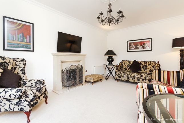 5, SANDERLING WAY, PORTHCAWL photo 4