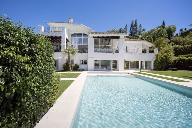 Villa for sale in Benahavís, Málaga, Andalusia, Spain