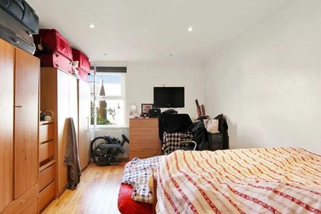 Wendover Road, London photo 4