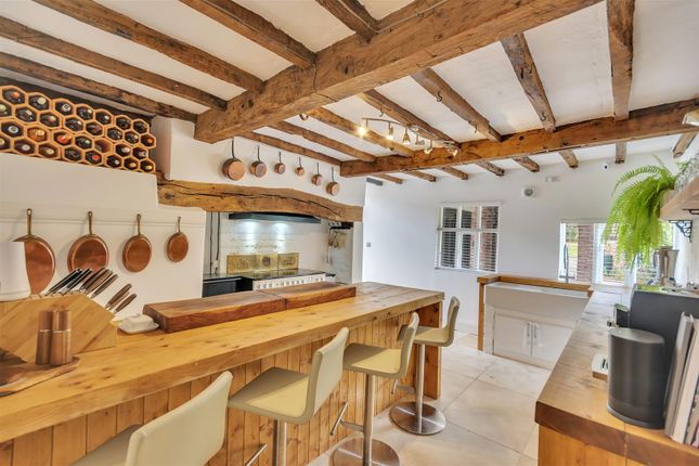 Kitchen Additional Photograph