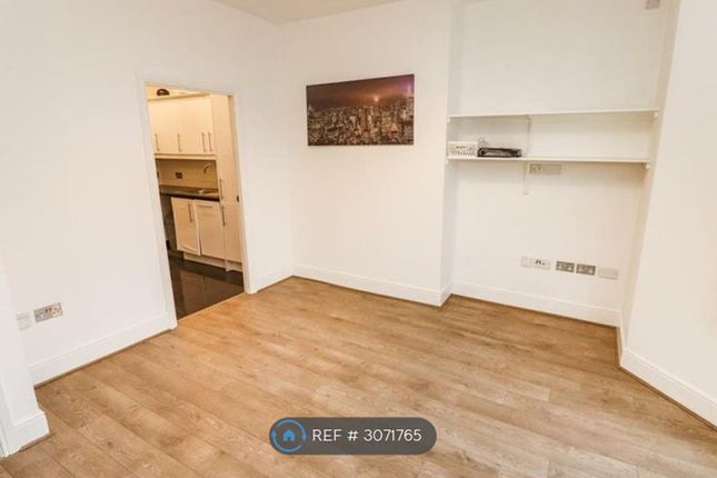 Apartment, Queens Park House Queens Road, Oswestry photo 4