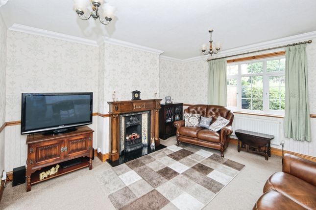 48, Hill Top, Atherstone photo 4