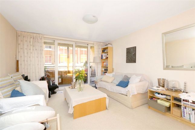 Thumbnail Flat for sale in West One House, Fitzrovia