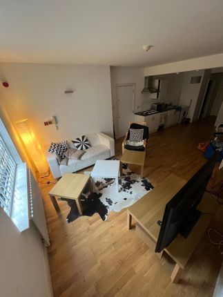 Thumbnail Flat to rent in Risborough Street, London