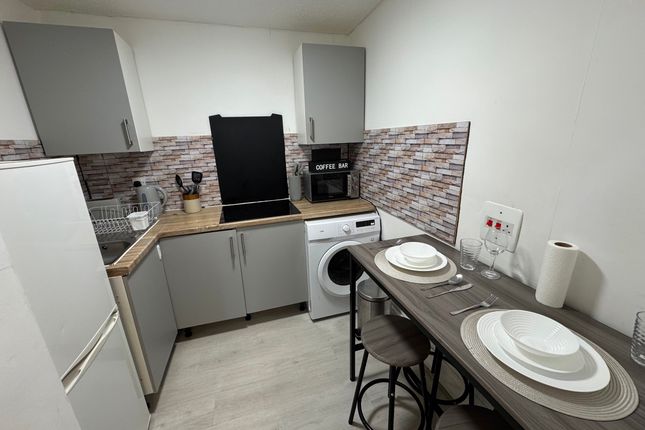 Flat 17, Dudley Court, Manchester photo 4