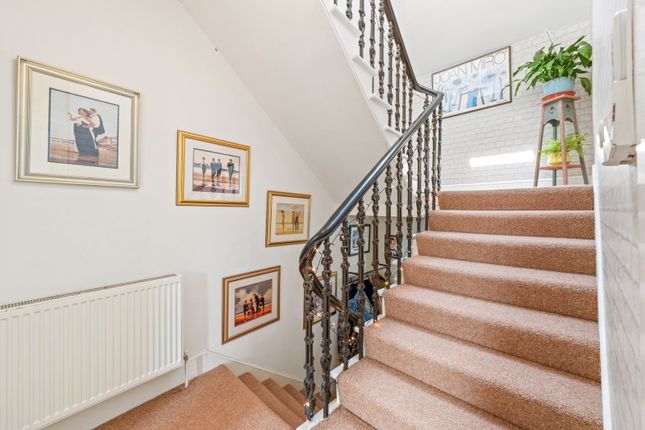 111, High Street, Burntisland photo 4
