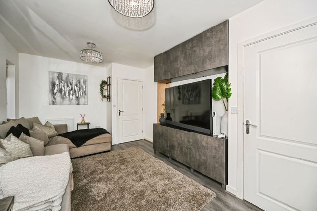 38, Vines Cross Way, Skelmersdale photo 4