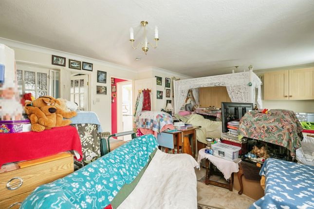 10, Oaklea Close, St. Leonards-On-Sea photo 3