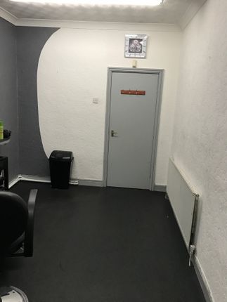 Retail premises to let in Stockport Road, Manchester