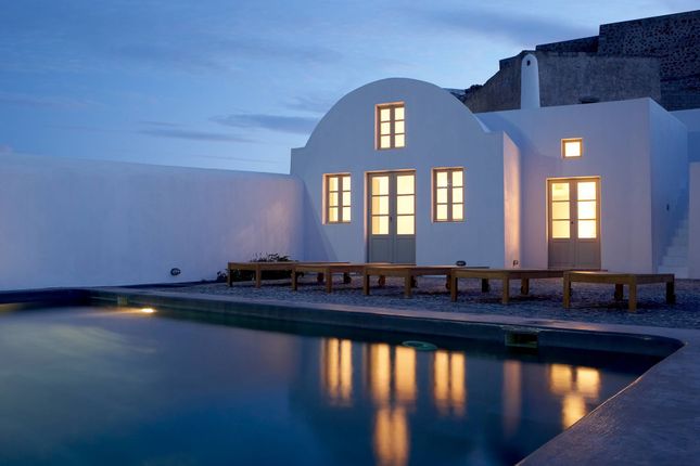 Thumbnail Villa for sale in Pyrgos, Santorini, Kyklades, Greece