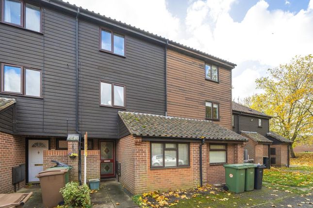Thumbnail Town house for sale in Abingdon, Oxfordshire