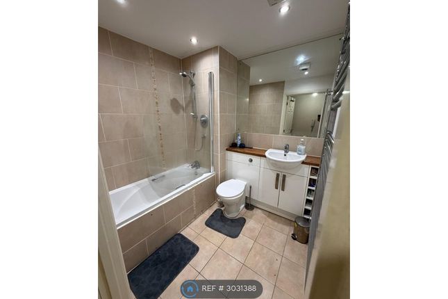 Apartment, Robina Court Clayton Road, Coventry photo 3