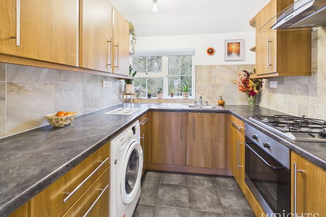 3, The Firs, Welwyn Garden City photo 4