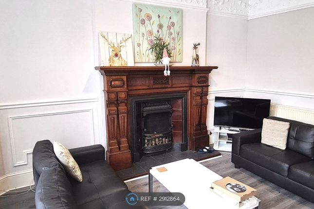 Bedsit, Llanthewy Road, Newport photo 2
