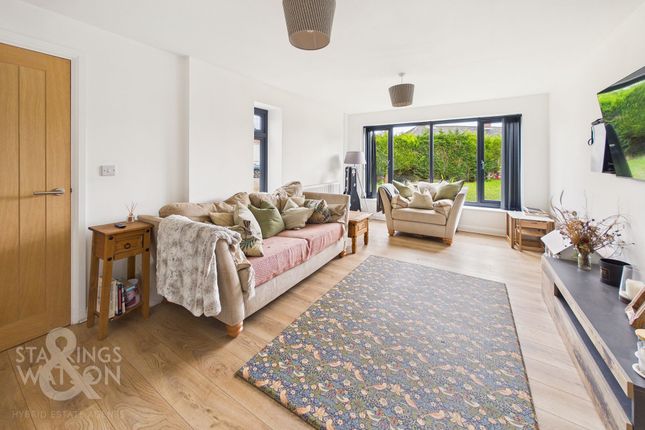 163 Yarmouth Road, Bungay photo 2