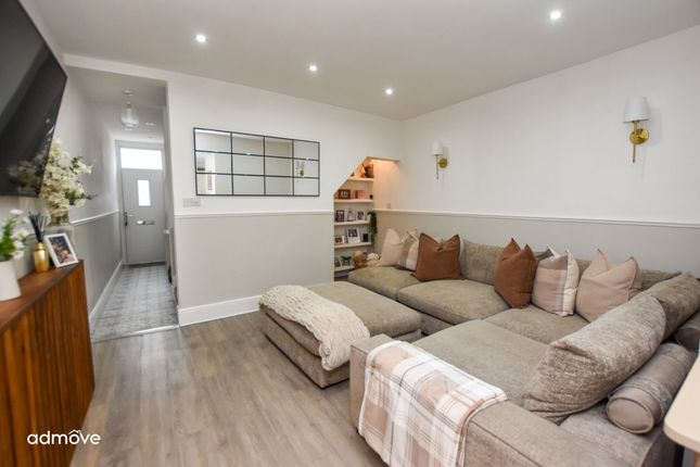 2 Taylor Street, Warrington photo 4