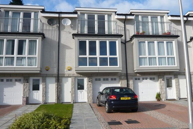 7 Woodlands Terrace − Exterior