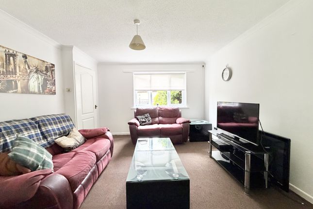 7, Poppy Close, Exeter photo 4