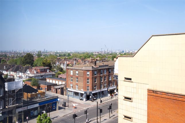 Streatham High Road, London photo 4