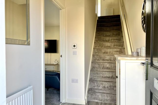 51, Elm Park, Hill Of Beath photo 2