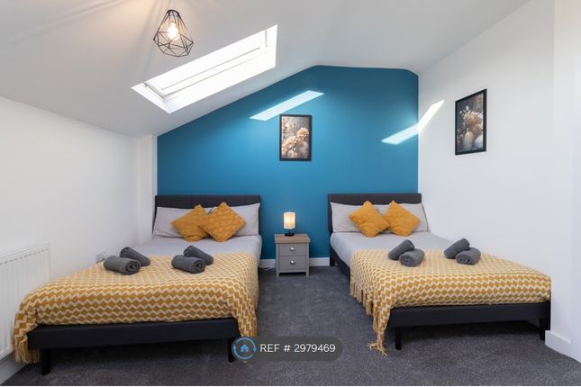 9, Whitworth Close, Gosport photo 3