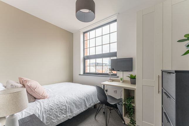 Shared accommodation to rent in Flat J, The Hosiery Factory, Leicester