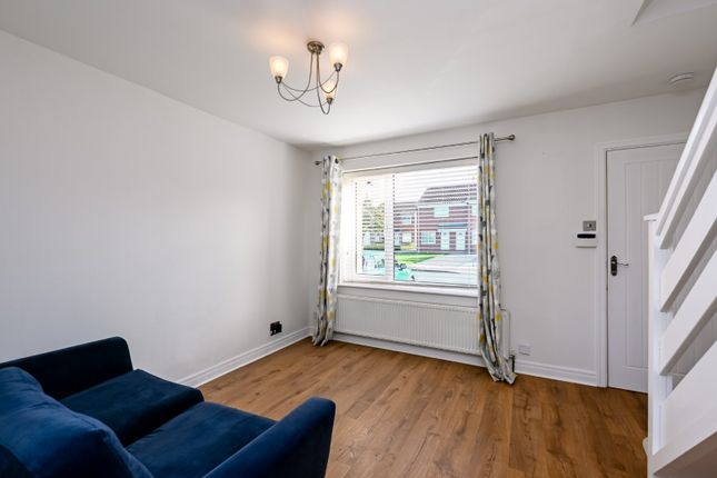 5, Hastings Close, York photo 3