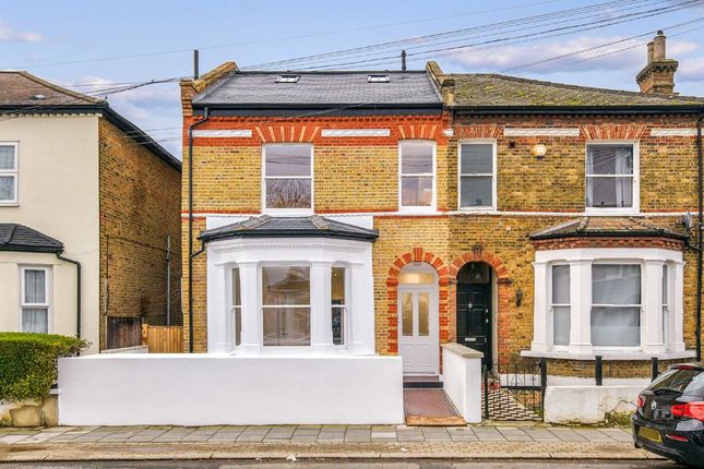 Flat for sale in Fernlea Road, London