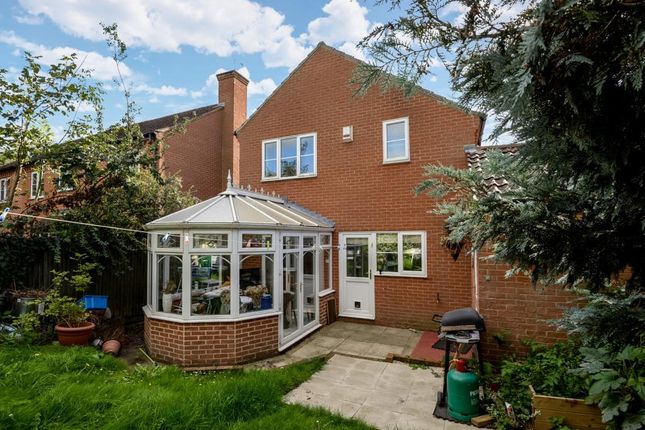 Detached house to rent in Broadhurst Gardens, East Oxford
