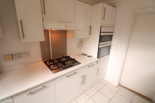 Thumbnail Flat to rent in Canada Crescent, London